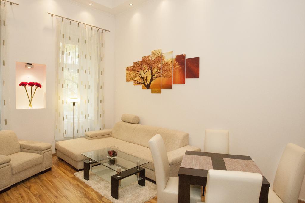 בודפשט Charlotte Apartment Close To Opera מראה חיצוני תמונה